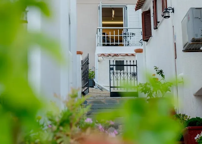 Casa Dell' Est * Монемвазия